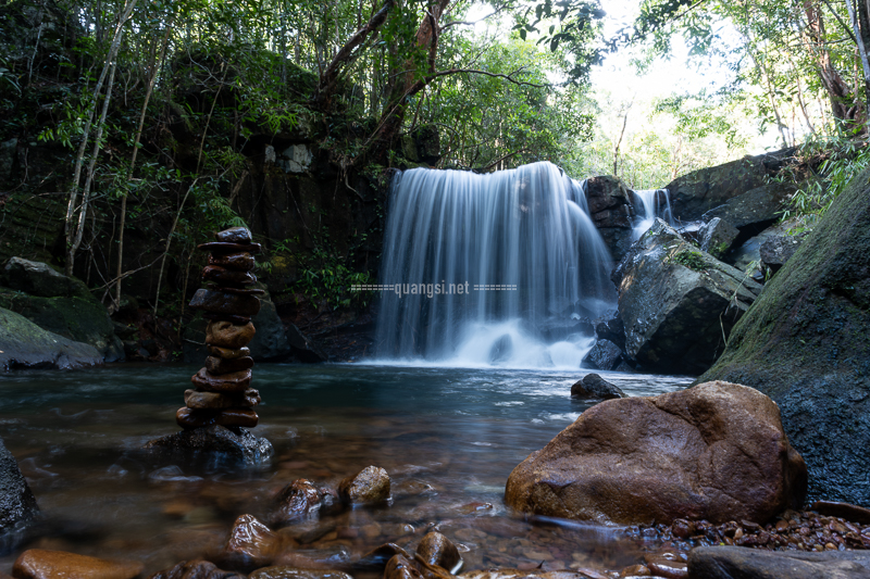 How to trek Suoi Mo The Dreamy Waterfall Phu Quoc 2024